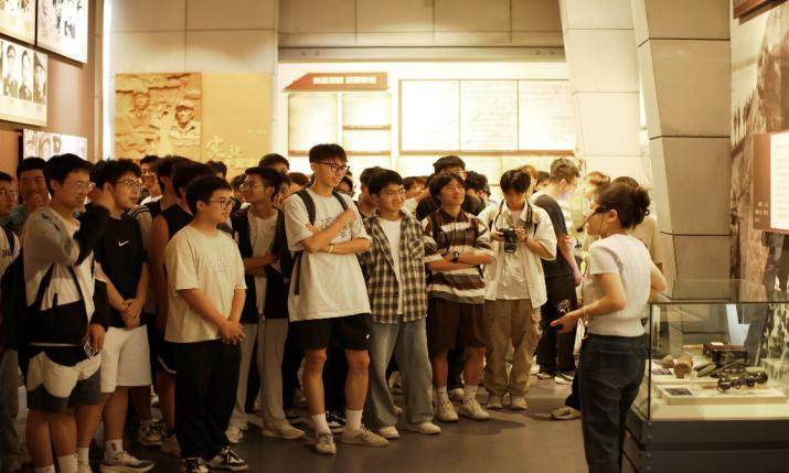 马克思主义学院组织学生赴实践基地开展“大思政课”实践教学活动