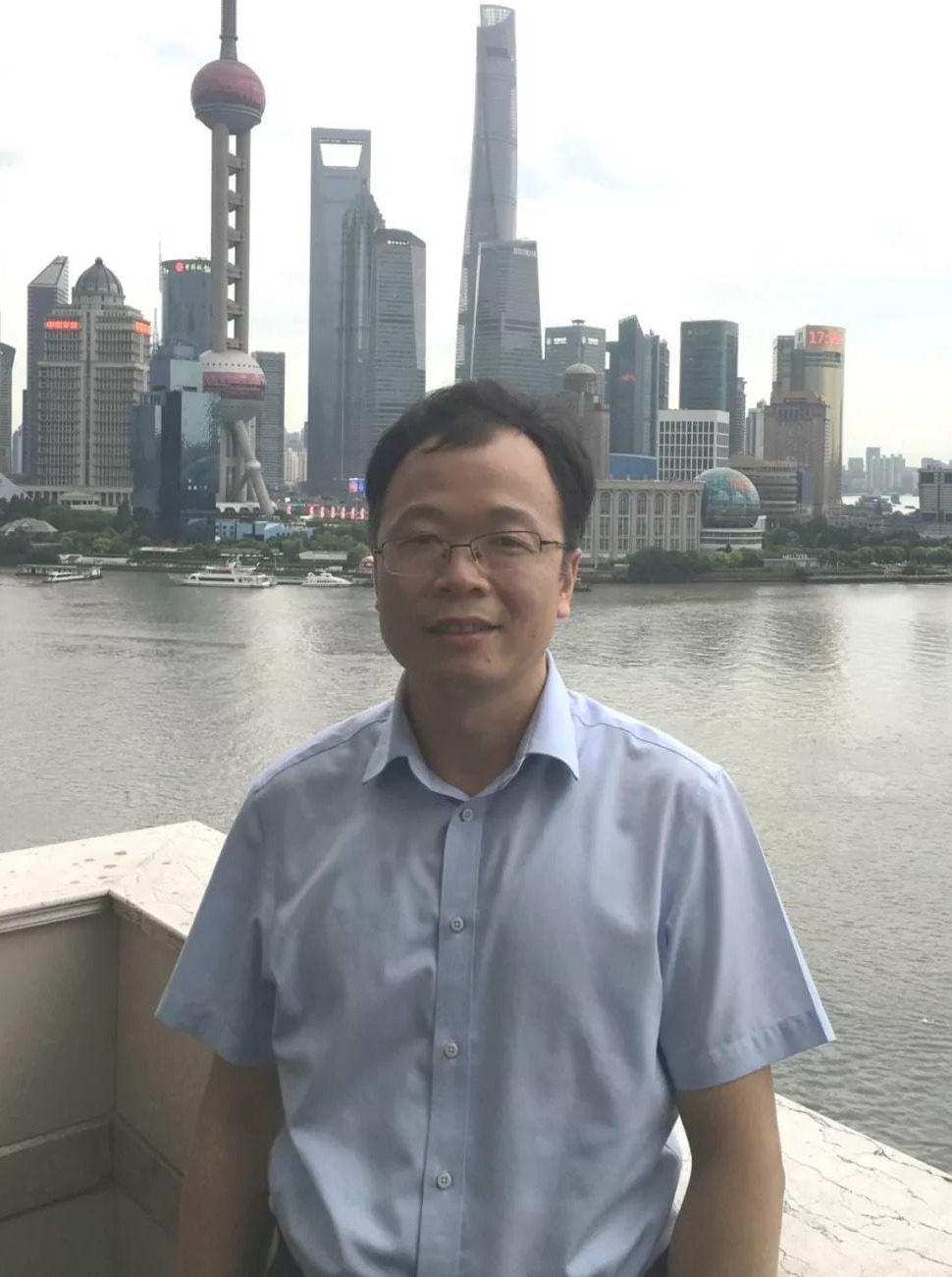 学习先进典型 汲取榜样力量 张人会：潜心教学科研 精心立德树人