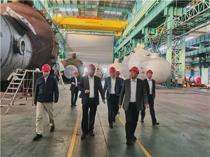 18宝色参观_副本