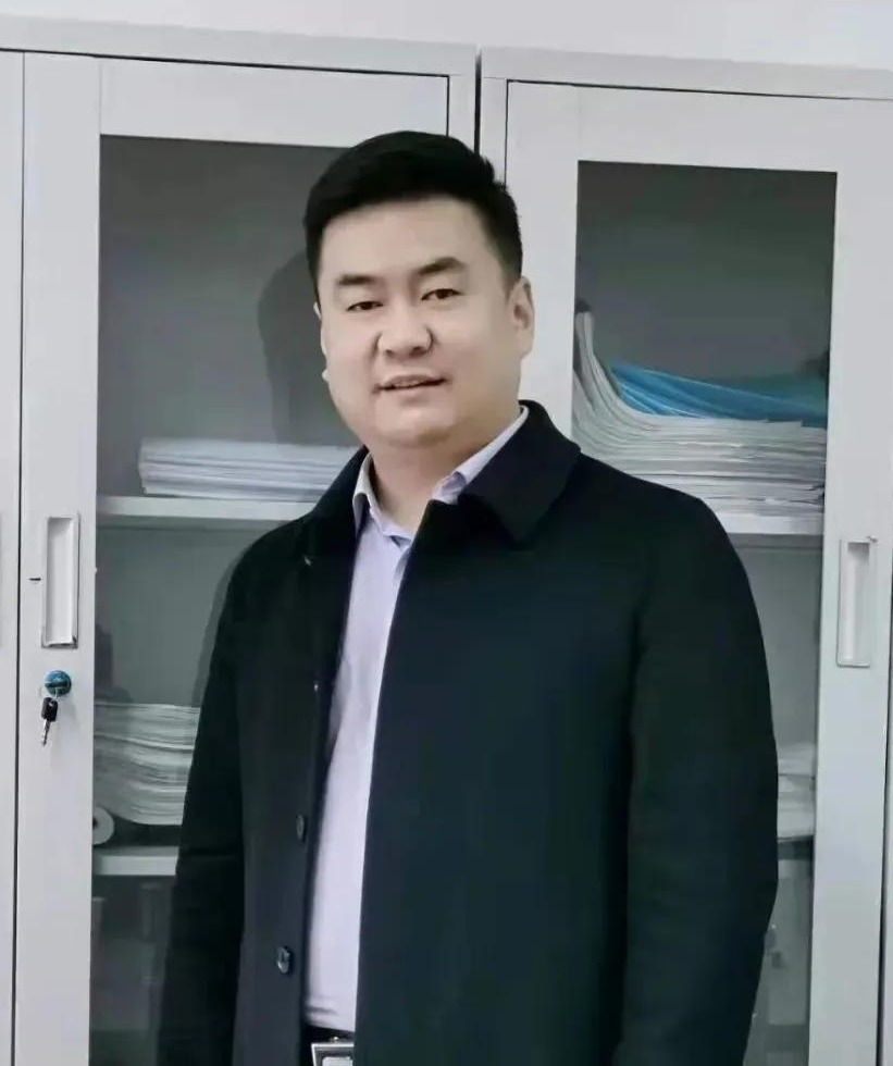 杨亚雄 ：铸魂育人，让思政课教学绽放活力