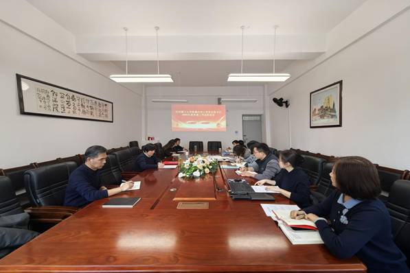 38603332d0efbd911bf5f7201e7a7e69