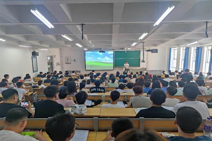 33B28B86B54460A54FC2AA41E70ADDB1