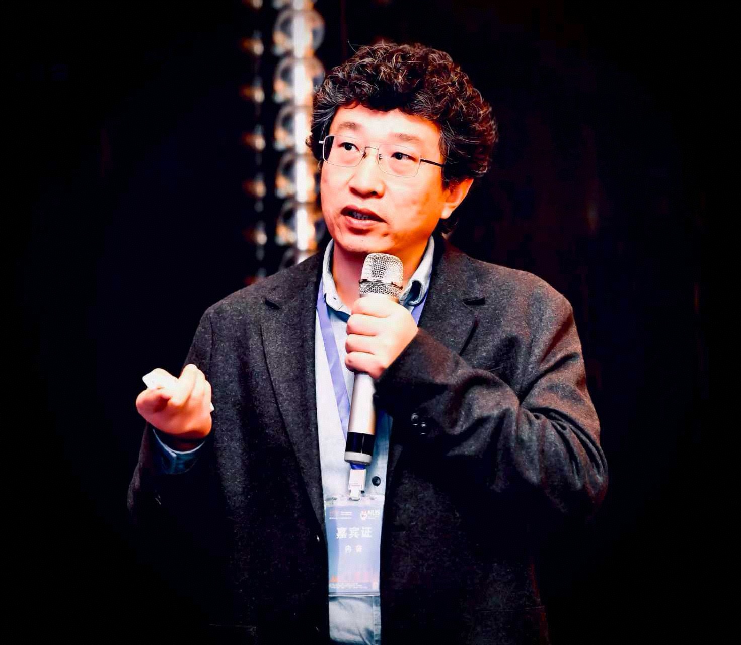 兰州理工大学冉奋教授荣获甘肃省五一劳动奖章